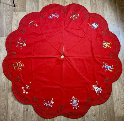 Vintage Fructuoso Embroidered Tree Skirt 12 Days Of Christmas Red Cottagecore - Image 1 of 4