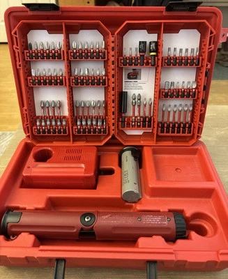 Milwaukee 2.4 Volt Screwdriver with 2x Batteries, Charger, 6546-1 / 6539-1 USA - Image 1 of 4