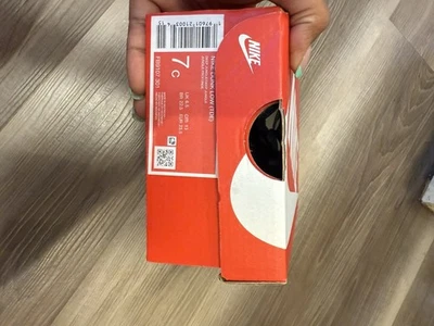 Nike Dunks Low Deep Jungle para niños pequeños Foto 1 de 4