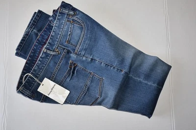 Tommy Bahama Jeans Cayman Relaxed Med Indigo Wash New  32x32 32 Waist - Image 1 of 4