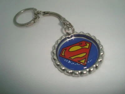 SUPERMAN design Bottle Cap key chain Snake style Silver Tone Polyurethane  - Image 1 of 4