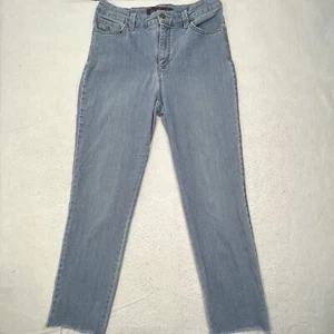 Gloria Vanderbilt Amanda 2.0 Women's 8 Slim Leg Light Blue Denim Jeans Raw Hem - Picture 1 of 10