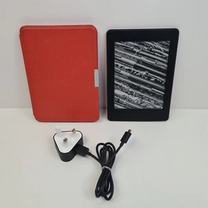 Amazon Kindle Paperwhite 7th Generation 4GB Bundle - Picture 1 of 11