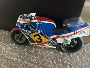 1/12 TAMIYA 1983 HONDA NS500 FREDDIE SPENCER RARE MOTORCYCLE + Mv Agusta - Picture 1 of 6