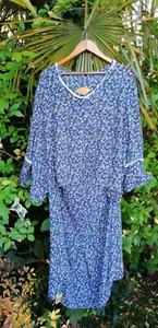 Elegant Ditsy Floral Pink Green White Black Skirt Suit Tunic Top Blouse 22 24?? - Picture 1 of 12