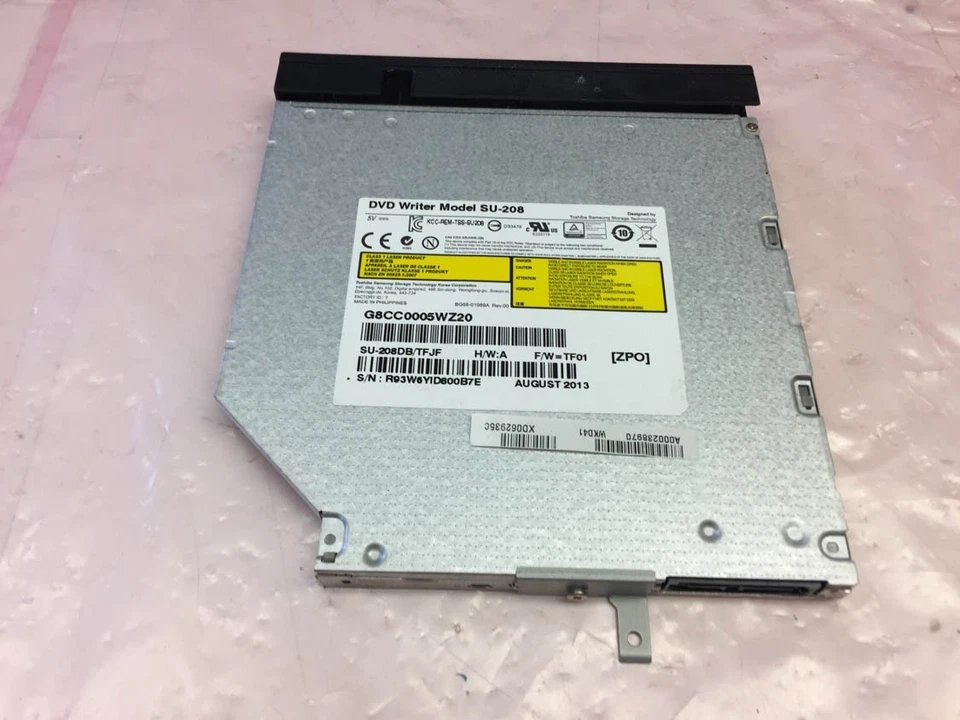 Unidad grabadora de CD/DVD-RW para portátil Toshiba Satellite L70-A 17,3" SU-208 A000238970 Foto 1 de 1