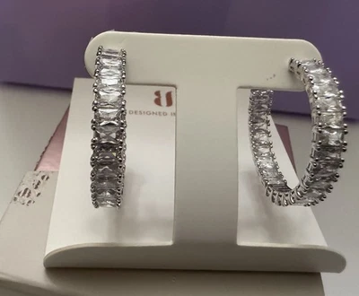 Bomb Party Simply Hoops 2024 CZ rodio The Analise Hoop RBP7596 Foto 1 de 4