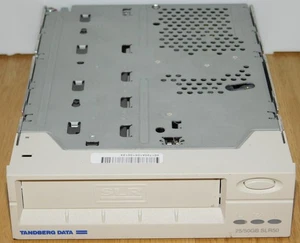 Tandberg Data SLR50 SLR 50 25/50GB Bandlaufwerk Tape Drive Streamer  5,25" SCSI - Bild 1 von 3