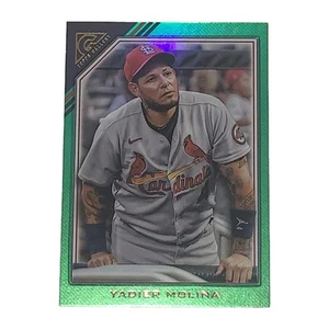2022 Yadier Molina Topps Galary Refractor /125 #148 - Picture 1 of 2