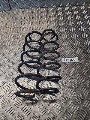 Ford Fiesta 1.0 EcoBoost 2018 muelles helicoidales traseros manuales  Foto 1 de 3