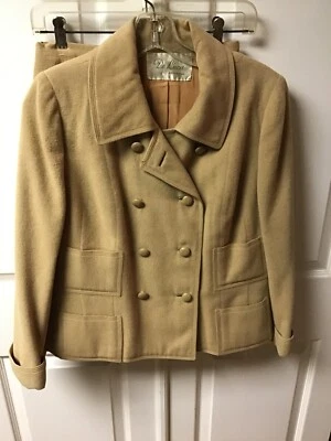 Vintage USA made 100% Fine Camel Hair Fully Lined Blazer ,Skirt Suit Towncliffe - Image 1 of 4