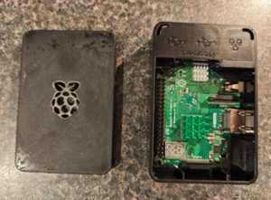Raspberry Pi 3 Model B+ 1GB 64-bit Quad-Core Single Board Computer - Afbeelding 1 van 8