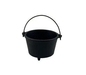 Miniature English Kettle Child's Toy Black Cast Iron 3-Footed Kettle 1M-23 Vtg - Picture 1 of 9