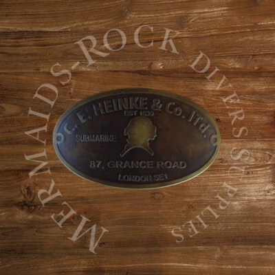 Buceo comercial / Sombrero duro / HEINKE / Hebilla de cinturón de latón Foto 1 de 2