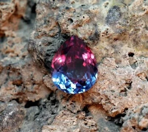 Piedra preciosa suelta que cambia de color corte pera alejandrita natural certificada 15x12 mm - Imagen 1 de 4