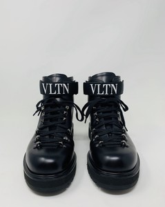 Las mejores ofertas en Valentino plano (menos de 1 pulgadas) negro botas  para mujeres | eBay