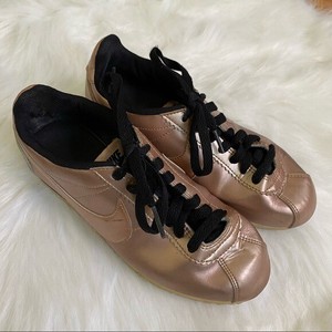 Tenis Nike Classic Cortez Leather | damas | Innvictus