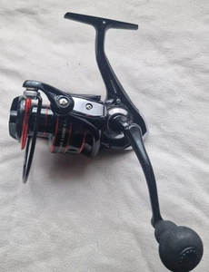 New 7000 Series Fishing Reel Boxed Ex Shop Stock To Clear # 2 - Picture 1 of 3