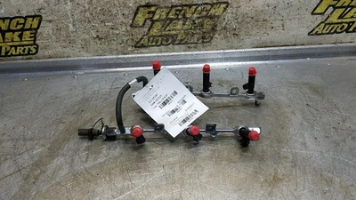 Riel de inyección de combustible con inyectores de combustible 3,0 L Ohv Ffv se adapta a 01-06 TAURUS 1277171 Foto 1 de 4