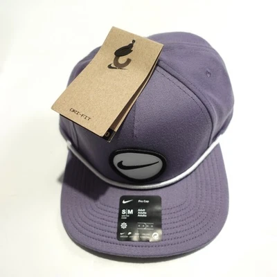 Gorra de golf Nike Dri FIT Pro Structured Futura talla S/M HF7482 509 Foto 1 de 4