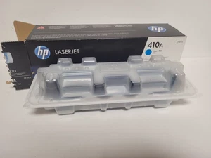 Cartuccia toner ciano originale HP 410A CF411A per Laserjet Pro M452 scatola aperta nuova - Foto 1 di 2