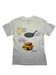 Made in Paradise Print Graphic T-Shirt White NWT Men’s Small (S) - Picture 1 of 3