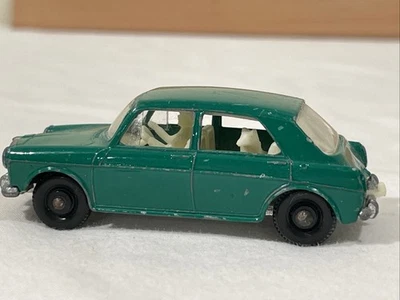 Matchbox No. 64 MG 1100 Sedan Original Nice with Driver and Dog Inside - Image 1 of 4