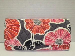 Vera Bradley Magnetic Closure Quilted Cheery Blossoms Trifold Wallet  - Picture 1 of 7