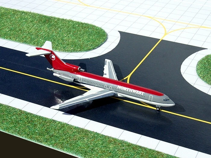Northwest Airlines Boeing 727-200 N290US GeminiJets GJNWA501 Scale 1:400 RARE - Image 1 of 1