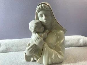 Christmas Mikasa Holiday Elegance Madonna & Child Figurine CH2974 - Picture 1 of 8
