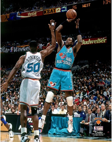 Patrick Ewing Knicks UnSigned 96 ASG Fadeaway Jump Shot On David Robinson Photo Cover