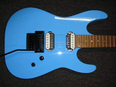 Guitarra eléctrica Dean MD24 F RM VBL diapasón de arce tostado vintage azul Foto 1 de 4