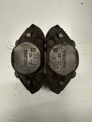 Pinzas de freno Datsun 240z 260z 280z Sumitomo para reacondicionamiento originales. Foto 1 de 4