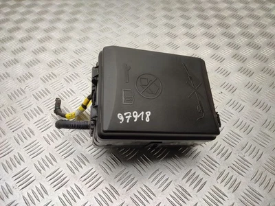 Chevrolet Aveo 2011 Petrol Fuse Box 95462803 SAU97918 - Image 1 of 4