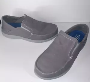 Crocs Santa Cruz Para Hombres Informales Sin Cordones Triple Comodidad Talla EE. UU. 8 Zapatos Tela Gris - Imagen 1 de 10