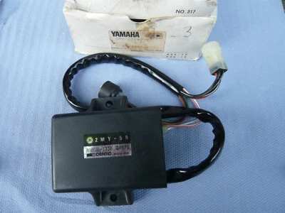 Yamaha  TZR250  Typ 2MY  CDI Einheit Zündbox Black Box Steuergerät ECU TZR250 - Bild 1 von 4
