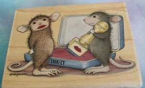 Ratón de casa: sello de labios sello de goma estampillas NUEVO DE LOTE RARO - Imagen 1 de 4