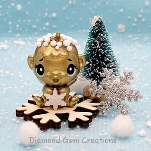Hatchimals Colleggtibles - Custom Golden Christmas Snowflake Gorilla Zubehör - Bild 1 von 1