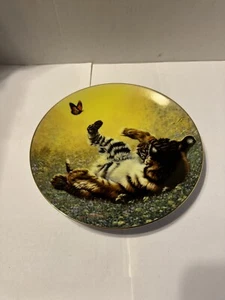 "Placa de coleccionista ""Siberian Cub at Play"" de la colección Stratford #10819" - Imagen 1 de 5