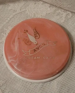 Vintage AVON CREAM CAKE Foundation PEACH SWIRL Plastic BAKELITE? LID Compact - Bild 1 von 4