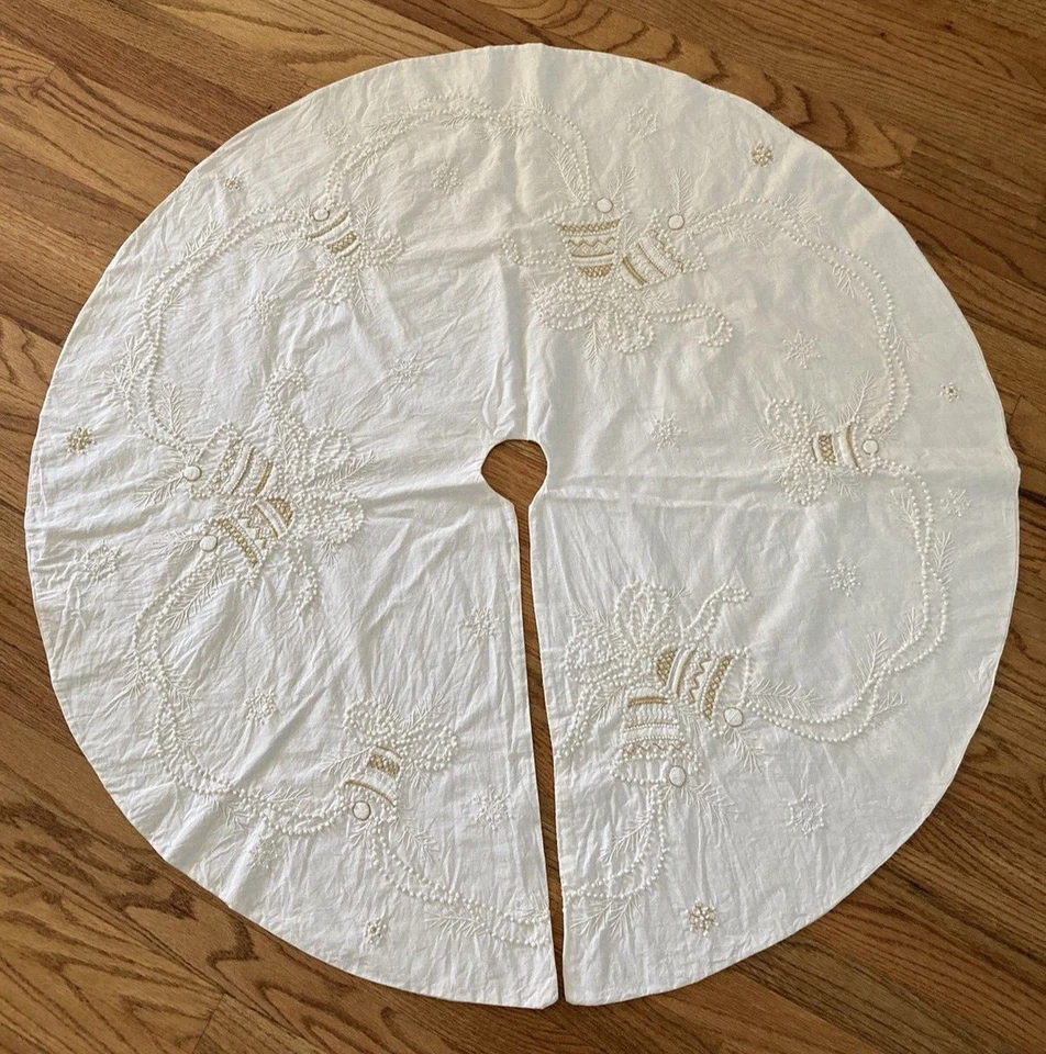 Vtg Finished Creative Circle Christmas Tree Skirt Kit Candlewick 2700 1988 - Image 1 of 4