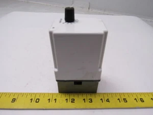 Macromatic Tr-50826-05 Series C Time Delay Flasher 12v AC/DC Range 0.1-10 Sec. - Picture 1 of 9