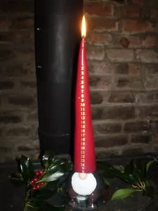 Vela de Navidad Danesa de Lujo Nisse Gonk Roja de Adviento, Folclore Scandi 100% Cera Vela de Planta - Imagen 1 de 4