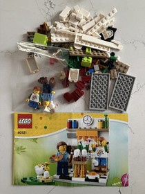 LEGO Seasonal: Painting Easter Eggs 40121 100% Complete w/ Manual & Minifigures