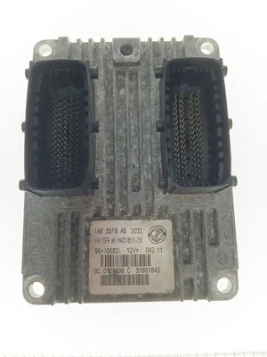 Modulo centralina motore Fiat Punto (199) 2010 IAW5SF9A8 ECU ALD313 - Immagine 1 di 3