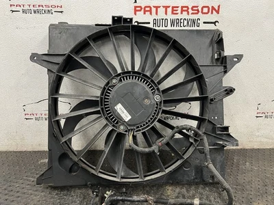 Jaguar XF 2009 4,2 radiador de refrigeración eléctrico y motor de ventilador de condensador de CA Foto 1 de 4