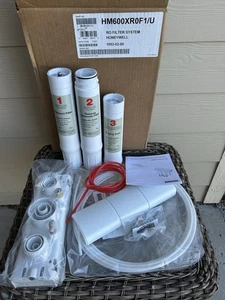 ¡Nuevo! Sistema de filtro de ósmosis inversa Resideo HONEYWELL (HM600XR0F 1/U) $479 - Imagen 1 de 4