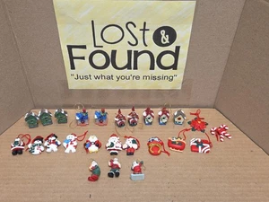 Lotto (25) Mini Ornamenti Natalizi Vintage Miniature Casette Uccellini Pupazzo di Neve+ VEDI FOTO - Foto 1 di 17