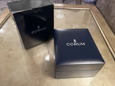 Caja Reloj Corum Estuche con Caja Exterior y Folleto Foto 1 de 4