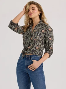 NEW COLOR Wrangler Women's Wrangler Floral Slim Western Snap Shirt, Rose Black - Picture 1 of 4